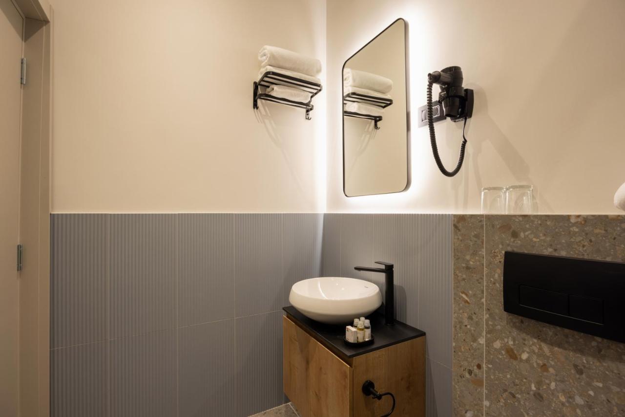 Hop Inn Rooms & Suites Beograd Bagian luar foto