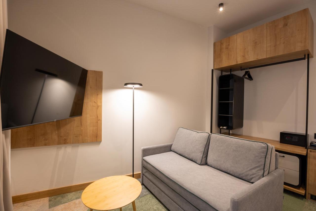 Hop Inn Rooms & Suites Beograd Bagian luar foto