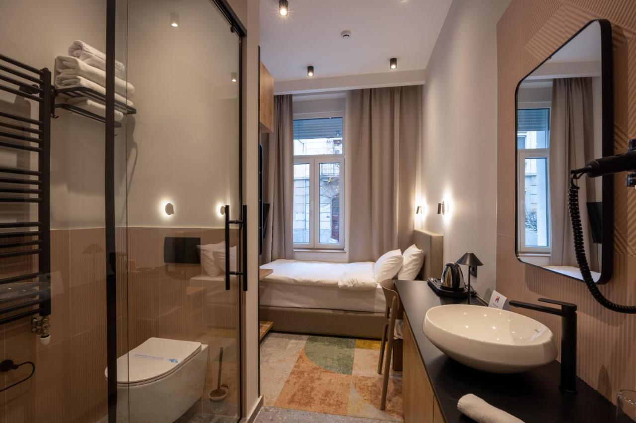 Hop Inn Rooms & Suites Beograd Bagian luar foto
