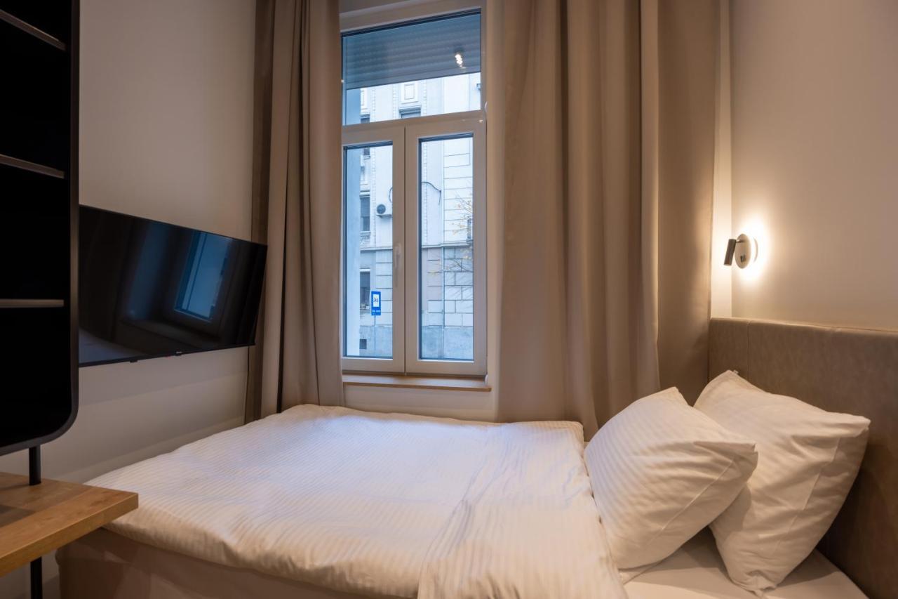 Hop Inn Rooms & Suites Beograd Bagian luar foto