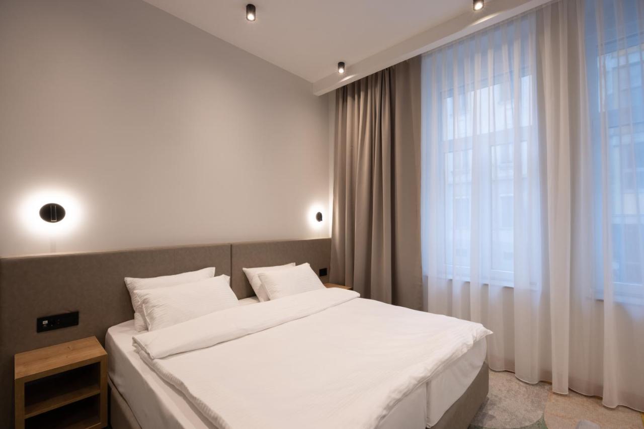 Hop Inn Rooms & Suites Beograd Bagian luar foto