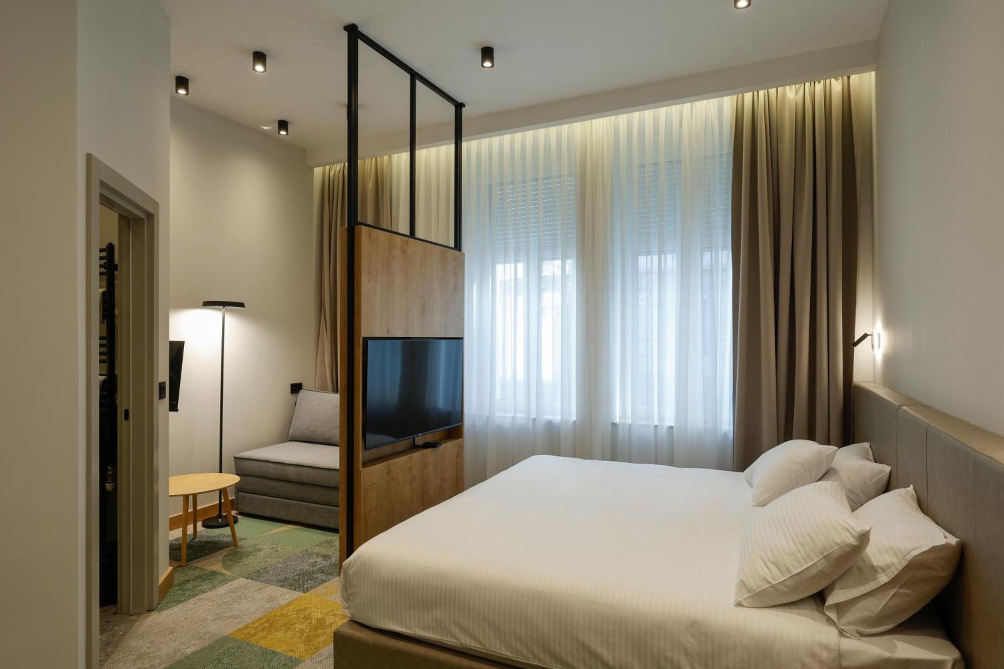 Hop Inn Rooms & Suites Beograd Bagian luar foto