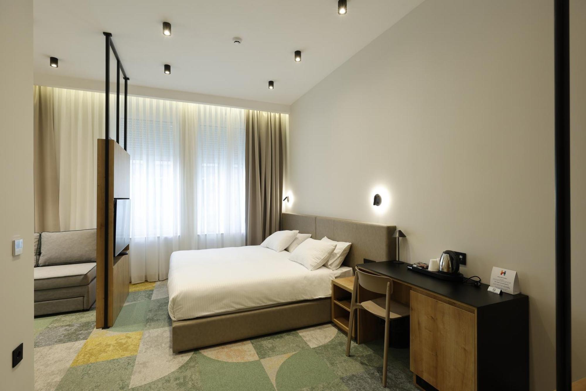 Hop Inn Rooms & Suites Beograd Bagian luar foto